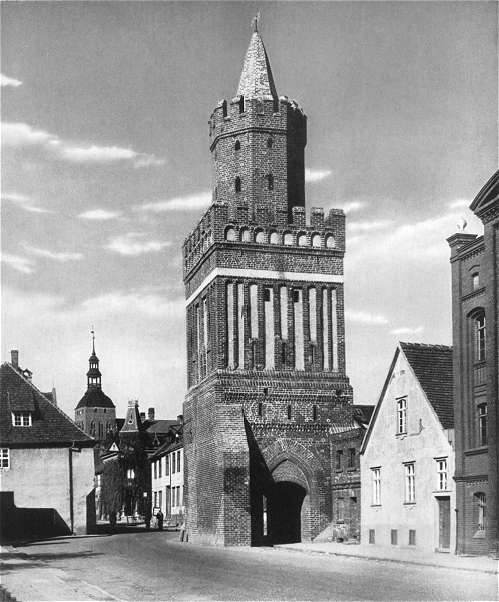 Pyritz.jpg (43790 Byte)